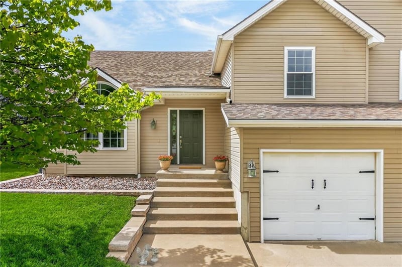 10722 Lane Ave, Kansas City, MO 64157