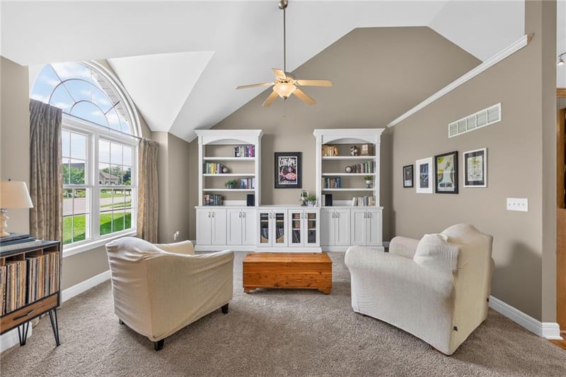 10722 Lane Ave, Kansas City, MO 64157