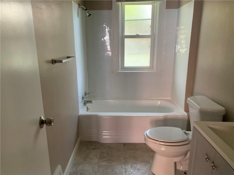 618 Hardy Ave, Independence, MO 64052