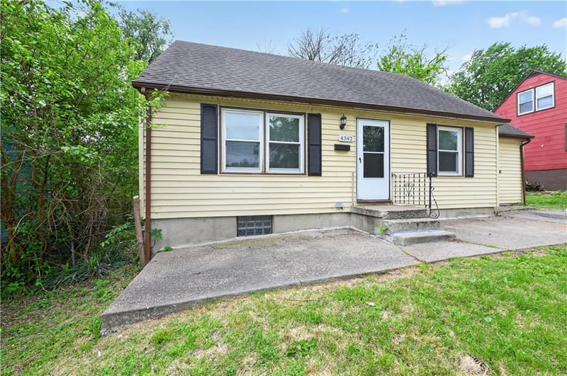 4342 Lister Ave, Kansas City, MO 64130