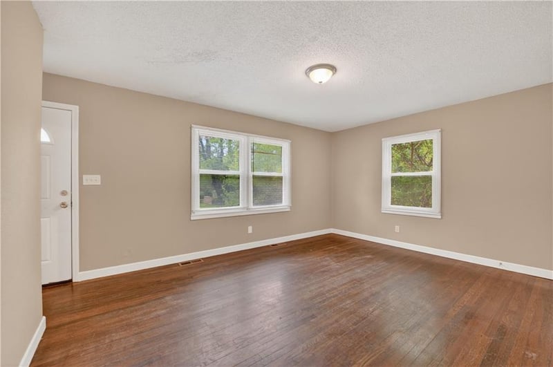 4342 Lister Ave, Kansas City, MO 64130