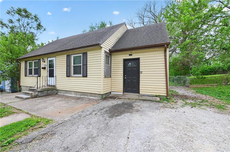 4342 Lister Ave, Kansas City, MO 64130