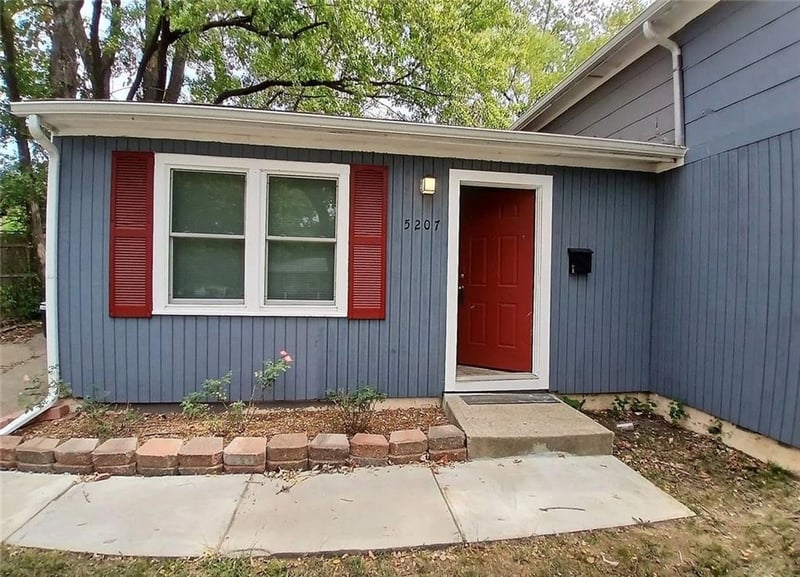 5207 Sycamore Ave, Kansas City, MO 64129