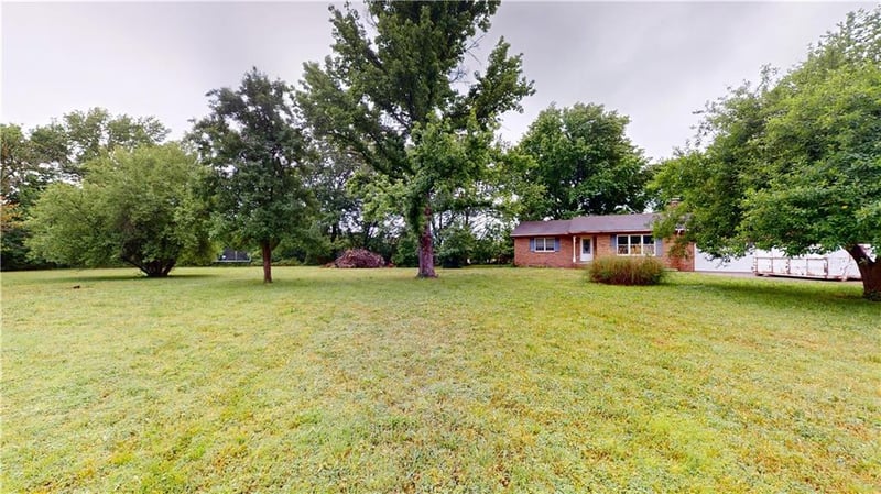 500 Second St, Sheldon, MO 64784