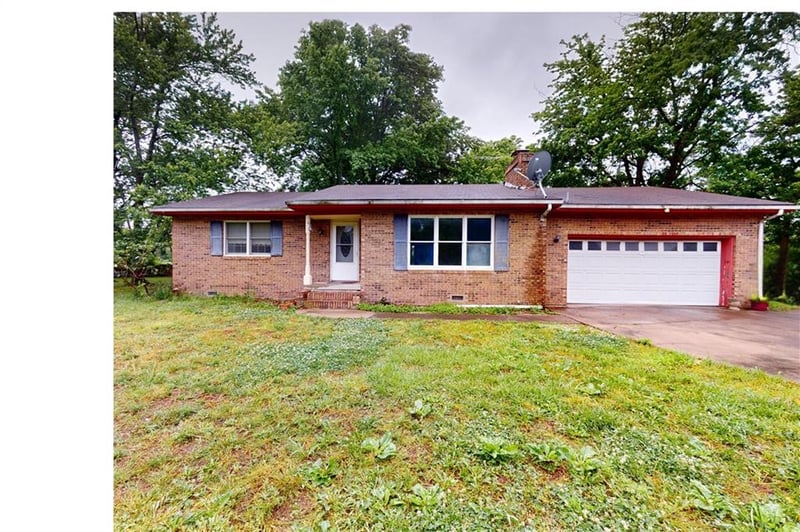 500 Second St, Sheldon, MO 64784