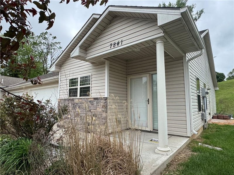 7841 Troup Ct, Kansas City, KS 66112