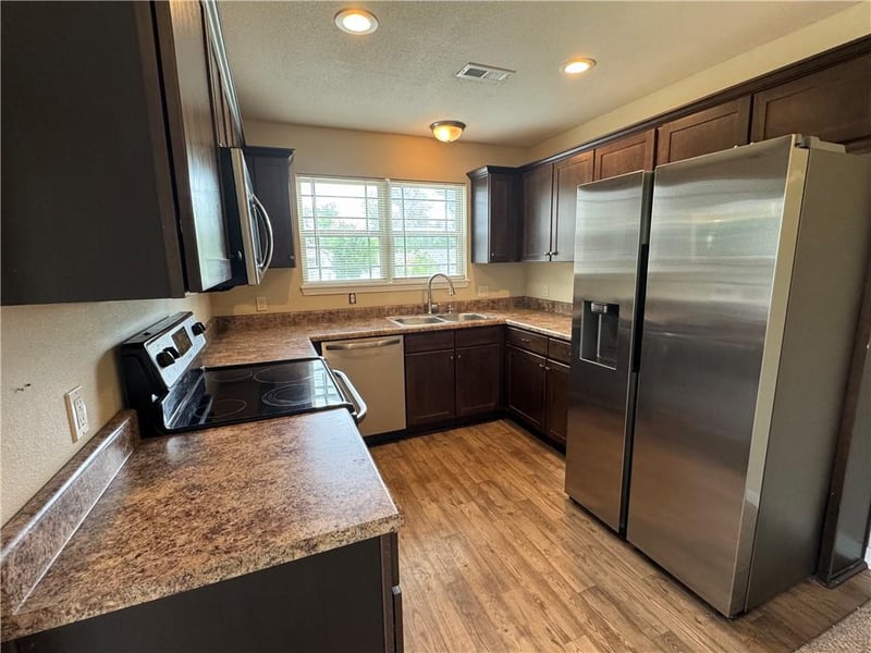 7841 Troup Ct, Kansas City, KS 66112