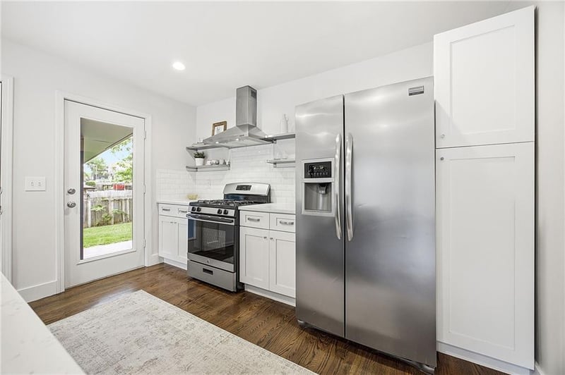 2515 Lexington Ave, Kansas City, MO 64124