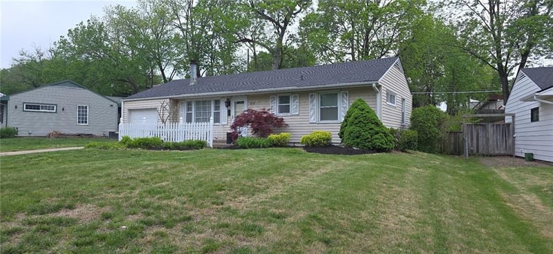 6800 76th Ter, Overland Park, KS 66204