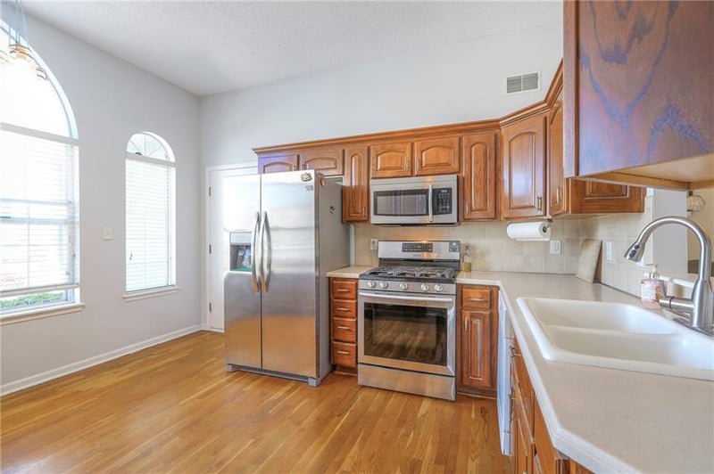 19619 7th Street Ct, Independence, MO 64056
