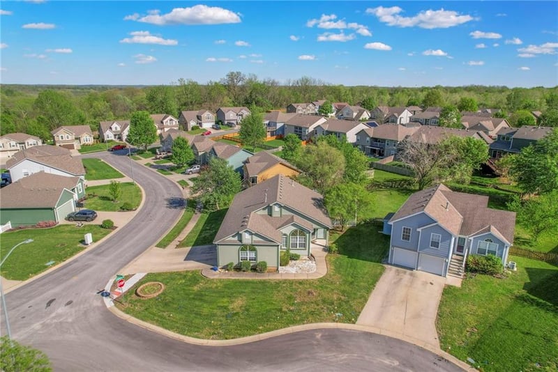 19619 7th Street Ct, Independence, MO 64056