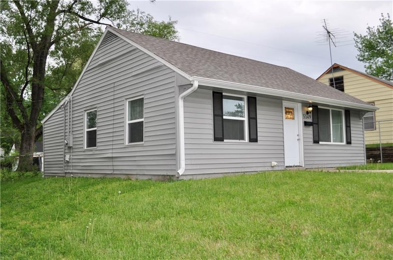 5149 Crest Dr, Kansas City, KS 66106
