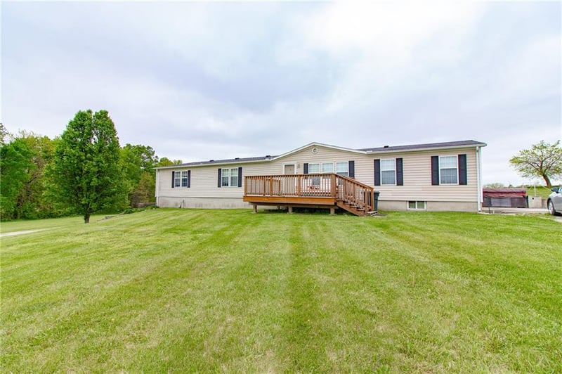 250 450th Rd, Warrensburg, MO 64093