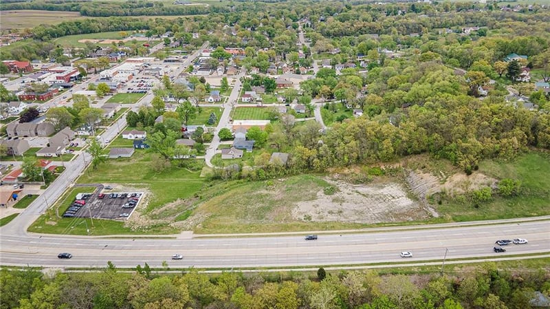169 Hw, Smithville, MO 64089