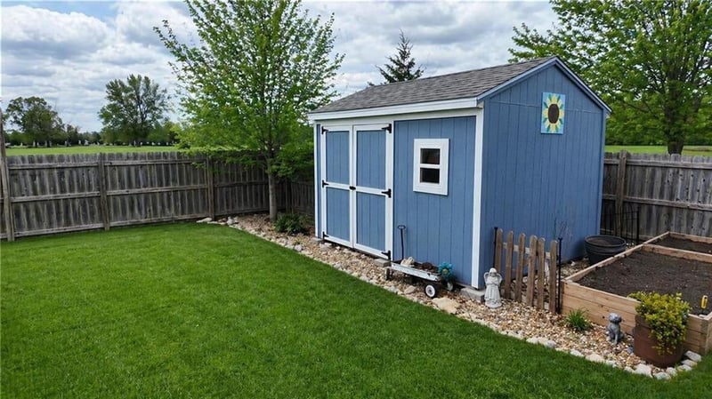 21650 Wilson St, Spring Hill, KS 66083