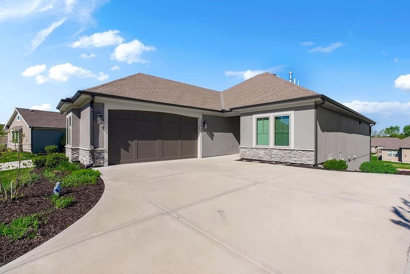 12928 Alden St, Olathe, KS 66062