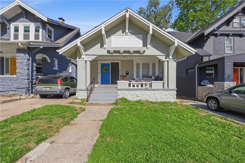 4239 Chestnut Ave, Kansas City, MO 64130