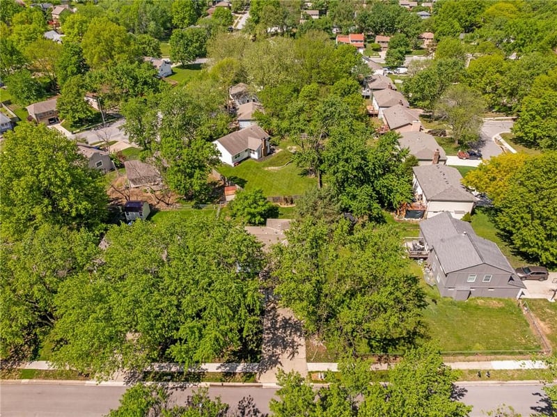 13020 Raintree Dr, Olathe, KS 66062
