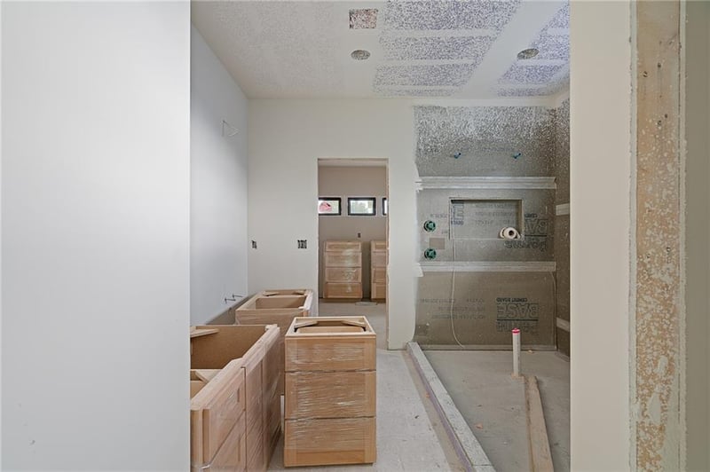 514 Turnbridge Dr, Raymore, MO 64083