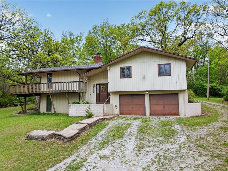 12601 Little Blue Rd, Kansas City, MO 64133