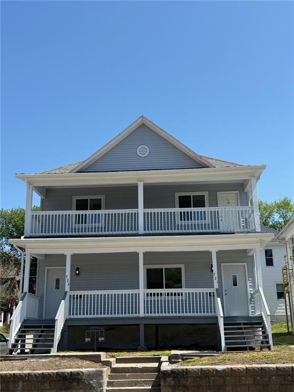 721 10th St, St Joseph, MO 64501