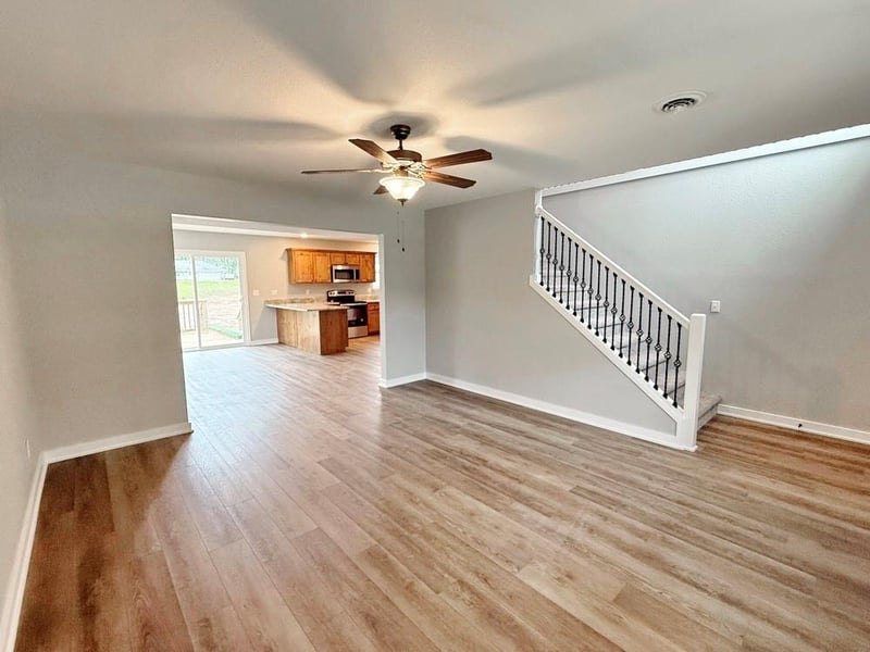 1807 Elm St, El Dorado Springs, MO 64744