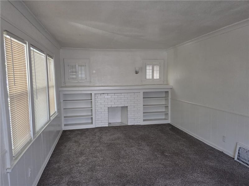 5342 Euclid Ave, Kansas City, MO 64130