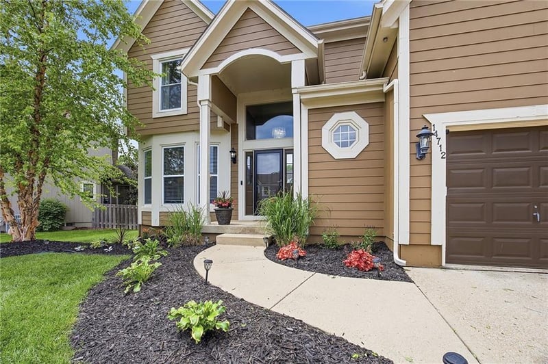 14712 Glenwood Ave, Overland Park, KS 66223