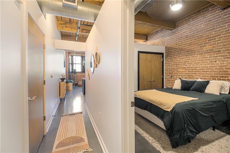 712 Broadway Blvd #502, Kansas City, MO 64105