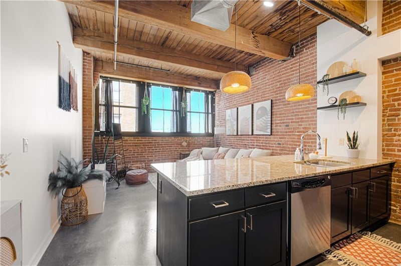 712 Broadway Blvd #502, Kansas City, MO 64105