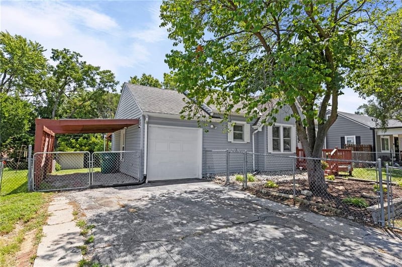 2237 14th St, Kansas City, KS 66103