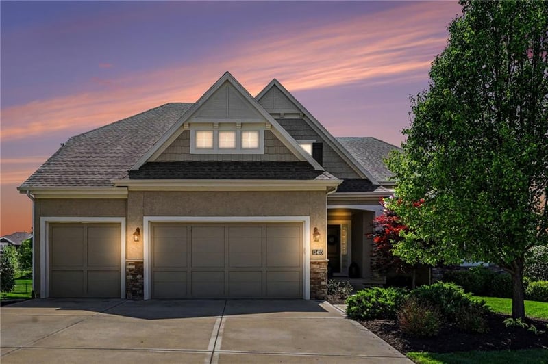 12405 162nd St, Overland Park, KS 66221