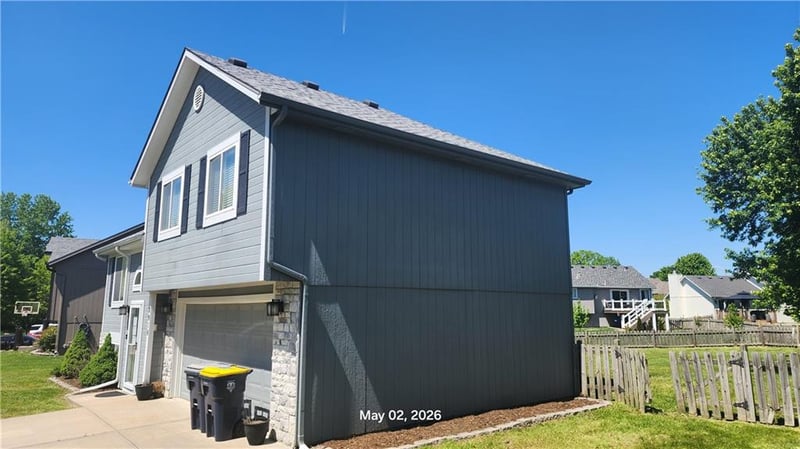 8916 114th Ter, Kansas City, MO 64157