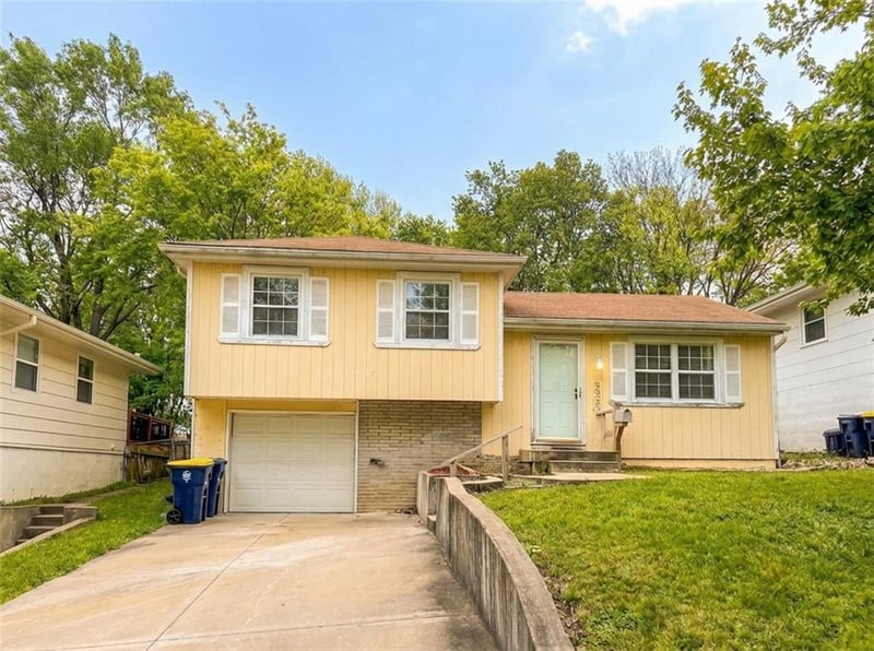 4831 Manchester Ave, Kansas City, MO 64119