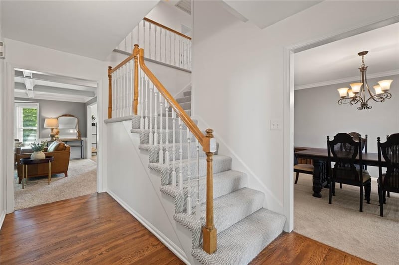 9413 Hall Dr, Lenexa, KS 66219