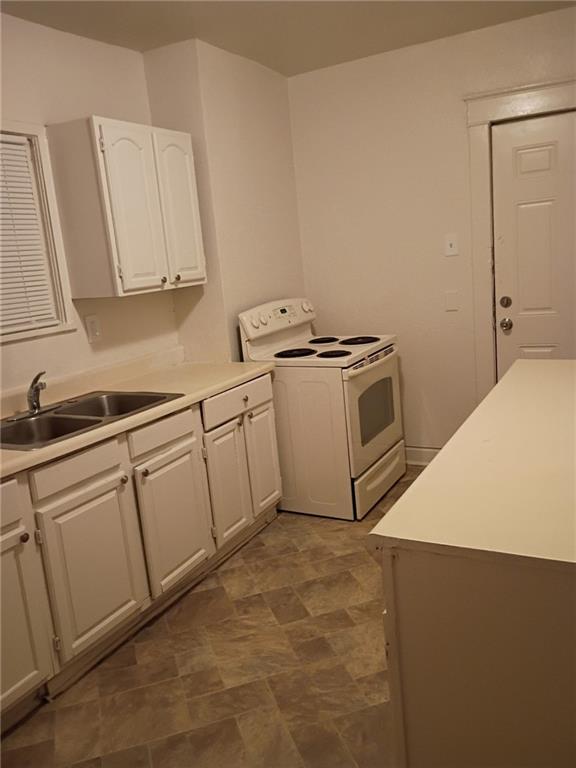 2627 College Ave, Kansas City, MO 64127