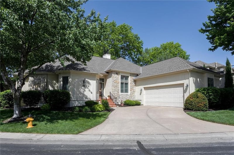 9118 Walmer St, Overland Park, KS 66212