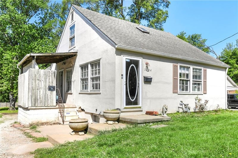 3204 Sterling Ave, Independence, MO 64052