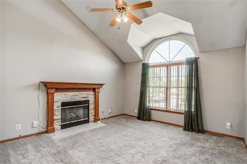 5215 63rd St, Kansas City, MO 64119