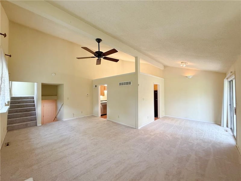 1507 E 97th St, Kansas City, MO 64131