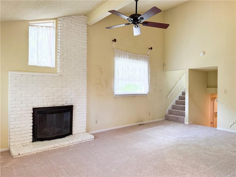 1507 E 97th St, Kansas City, MO 64131