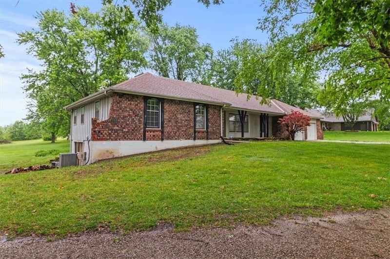 2040 State Route 150 N/A, Lee's Summit, MO 64082