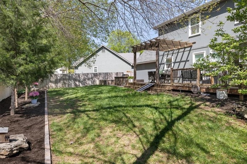 907 Andover St, Lawrence, KS 66049