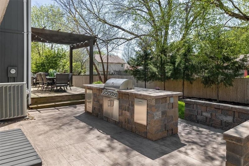 907 Andover St, Lawrence, KS 66049