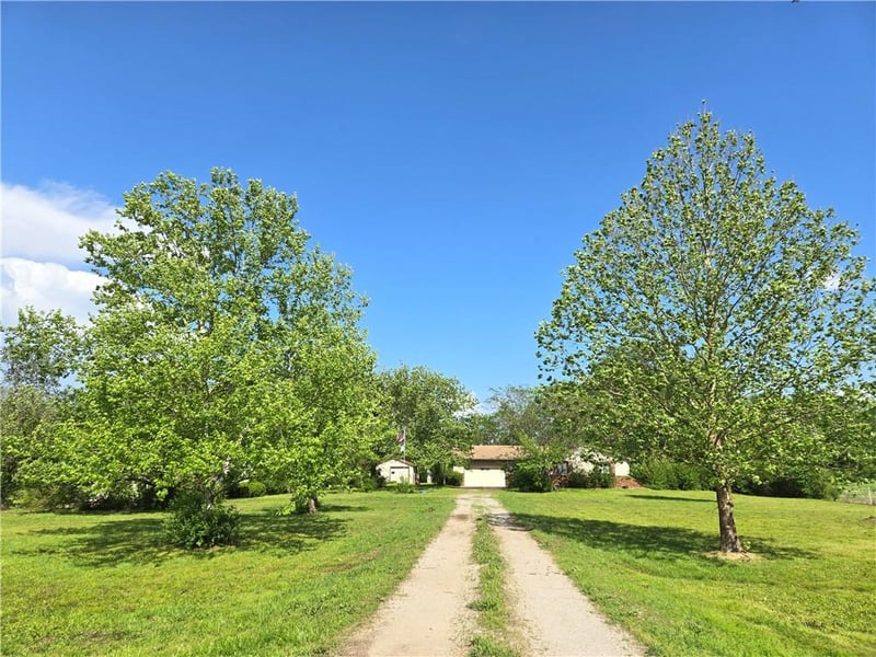 4844 Cr 5500 N/A, Cherryvale, KS 67335