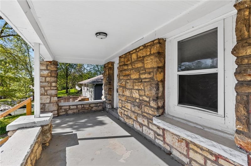 5424 Bellefontaine Ave, Kansas City, MO 64130