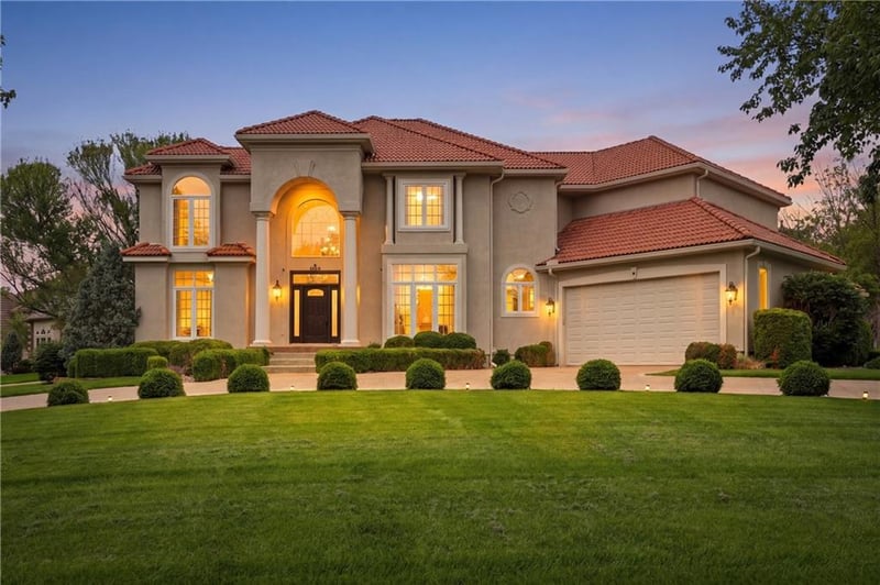 3500 Saddle Ridge Dr, Independence, MO 64057