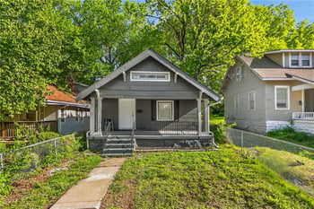 1308 E 59th St, Kansas City, MO 64110