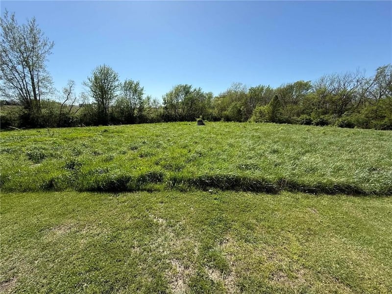 13th Ave, Lawson, MO 64062