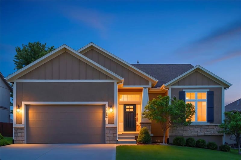 24309 91 Pl, Lenexa, KS 66227